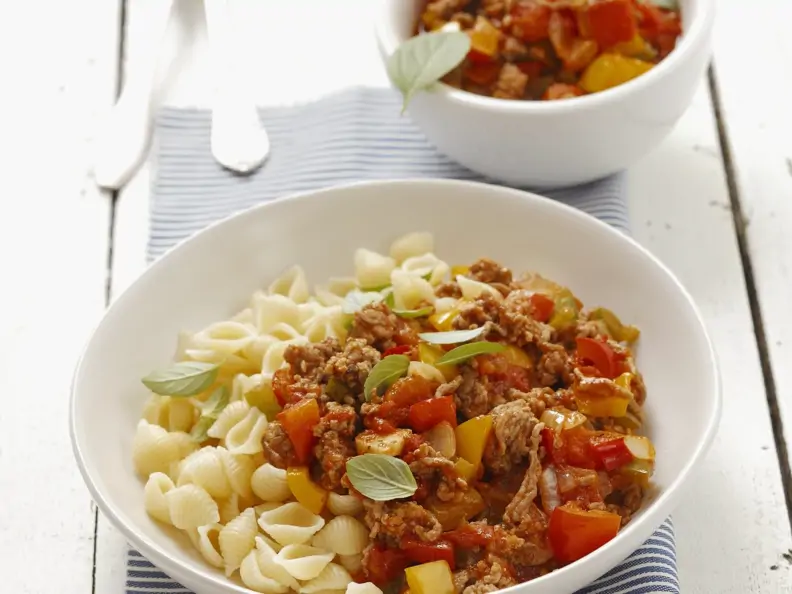 Nudeln mit Hackfleischsauce