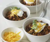 Puten-Chili mit Cheddar