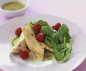 Hähnchenbrustfilet mit Spinat und Himbeeren
