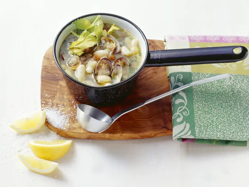 Muschel-Bohnen-Suppe nach italienischer Art