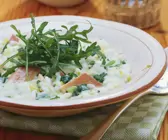 Risotto mit Rucola und Räucherfisch