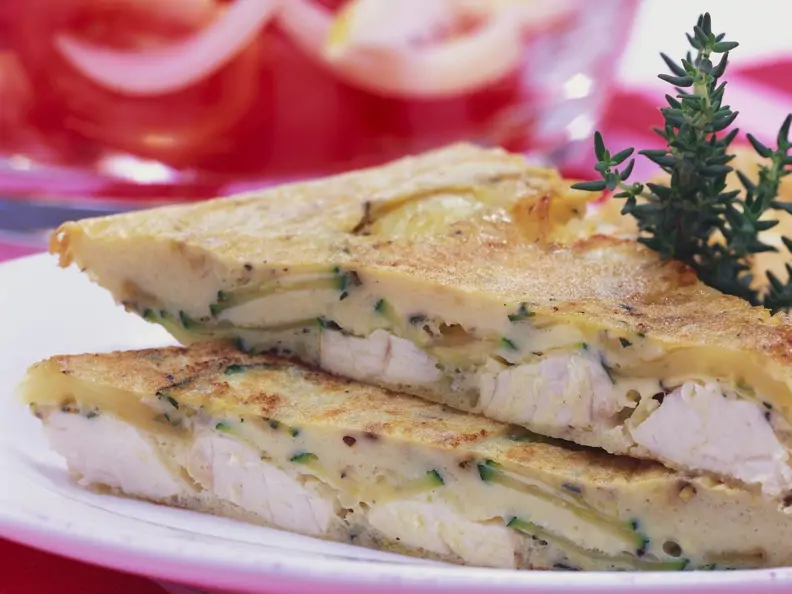 Omelett nach spanischer Art mit Schwertfisch