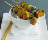 Gemüsespieß mit Kürbis und Paprika
