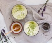 Lavendel Matcha Latte