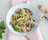 Herzhaftes Hirse-Porridge mit Pilzen