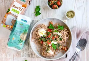 Vegane Pasta mit Blumenkohl-Cashewsauce