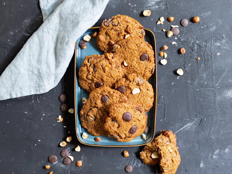 Haselnuss-Schoko-Cookies mit Sauerteig