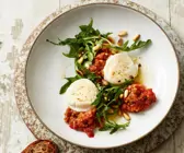 Gratinierter Ziegenkäse mit Rhabarber-Pfeffer-Chutney