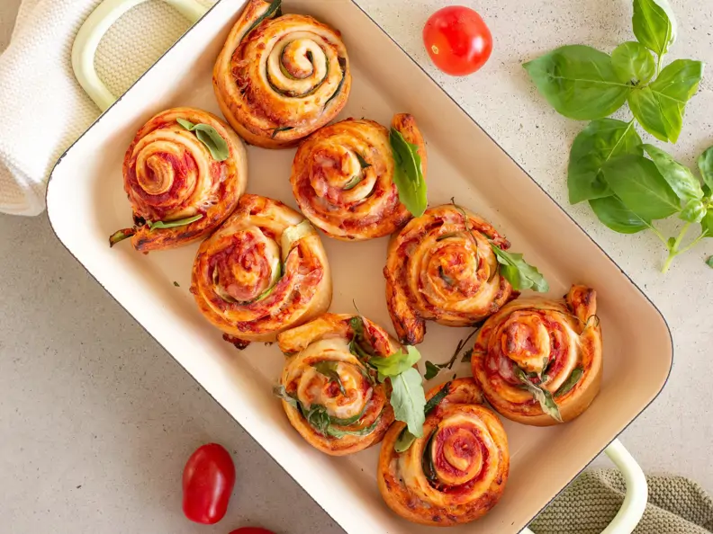 Vegetarische Pizzaschnecken