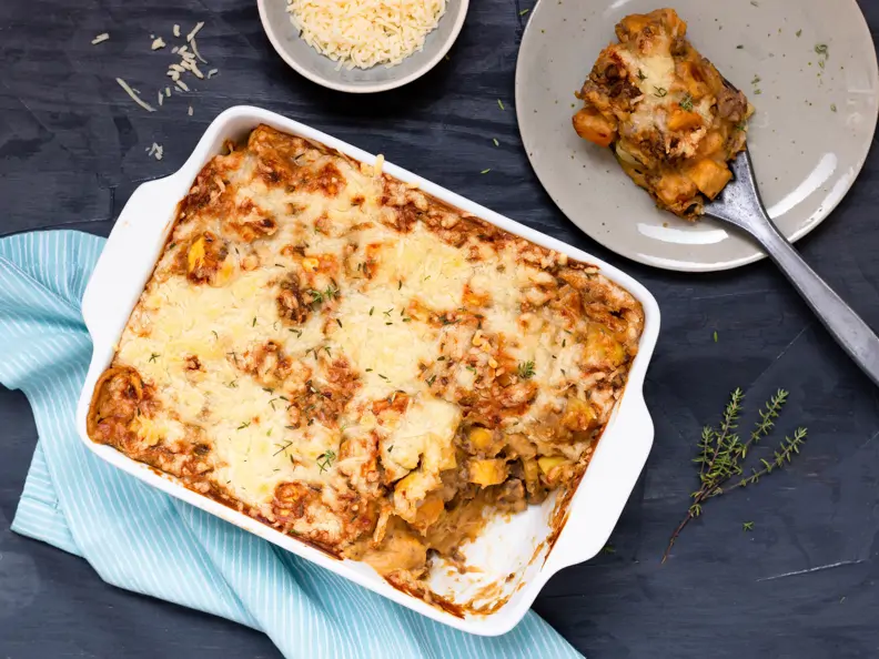 Gratinierter Wildauflauf mit Steckrüben und Maronen