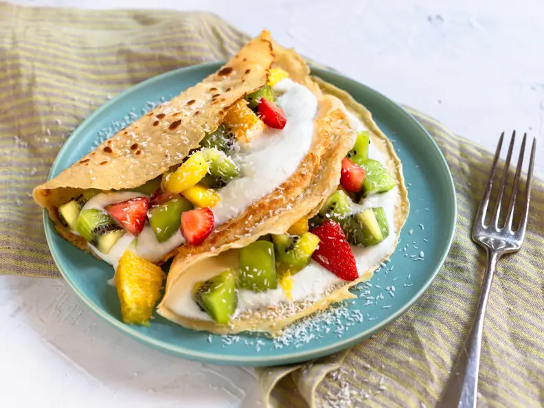 Pfannkuchen mit exotischen Früchten