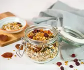 Golden Granola mit Dinkel und Buchweizen