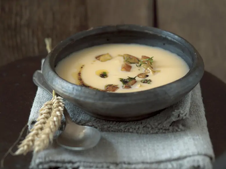 Kohlrübensuppe mit Croutons