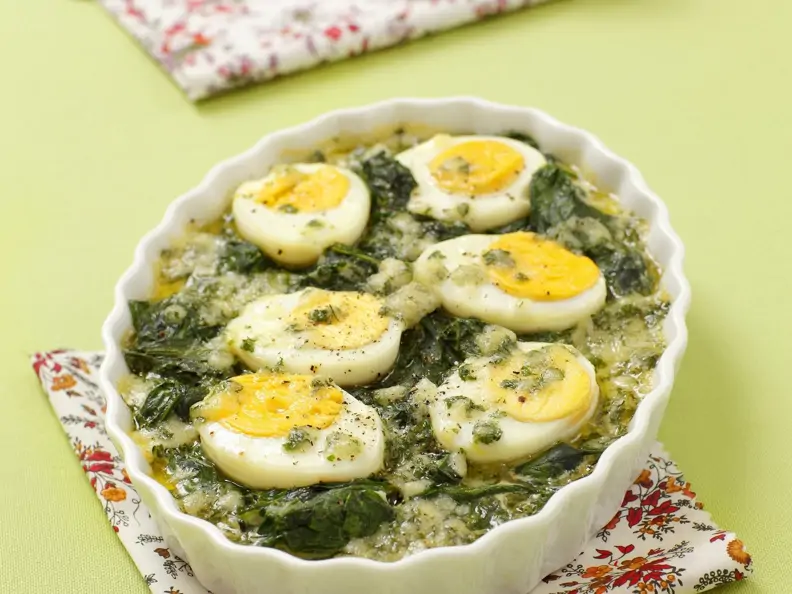 Spinat-Gratin mit Ei und Parmesan