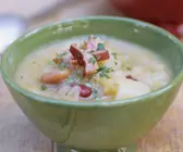 Krautsuppe mit Speck