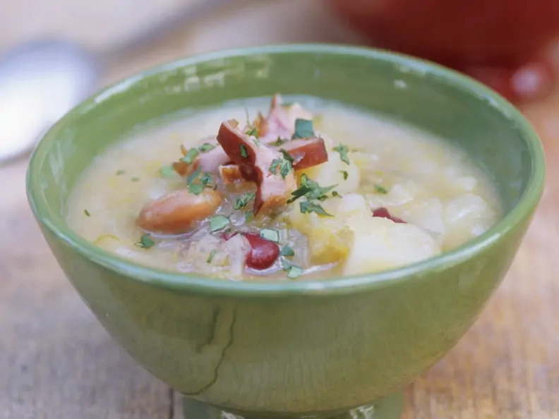 Krautsuppe mit Speck