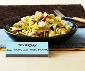 Spirelli mit Äpfeln und Putenbrust