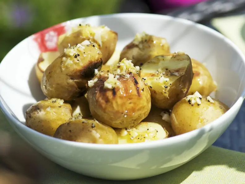 Gegrillte Zitronen-Kartoffeln
