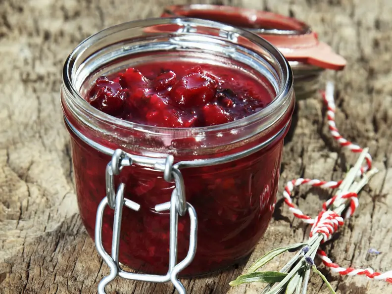 Stachelbeer-Lavendel-Chutney