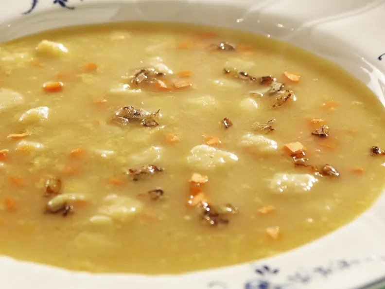 Mehlsuppe nach schwäbischer Art (Brennte Mehlsuppe)