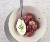 Eis aus weißen Trauben