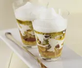 Steinpilzsuppe mit Milchschaum