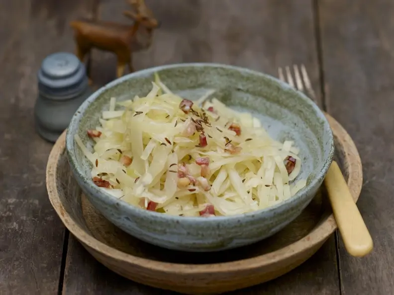 Krautsalat mit Speck
