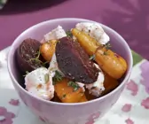 Rote-Bete-Salat mit Ziegenkäse