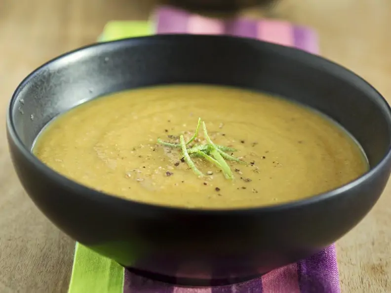Cremige Karotten-Linsen-Suppe