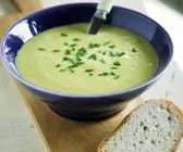 Grüne Spargelsuppe