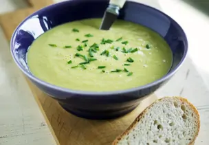 Grüne Spargelsuppe