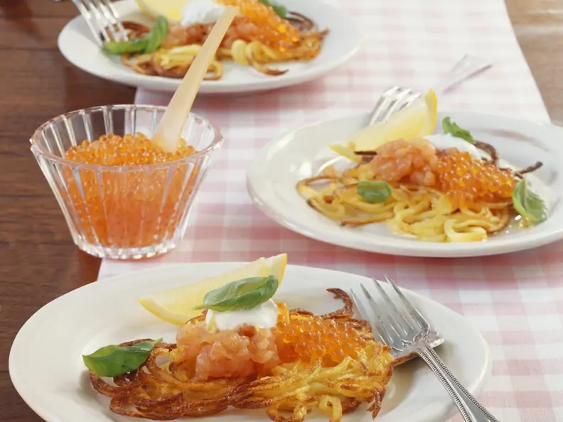 Rösti mit gehacktem Lachs