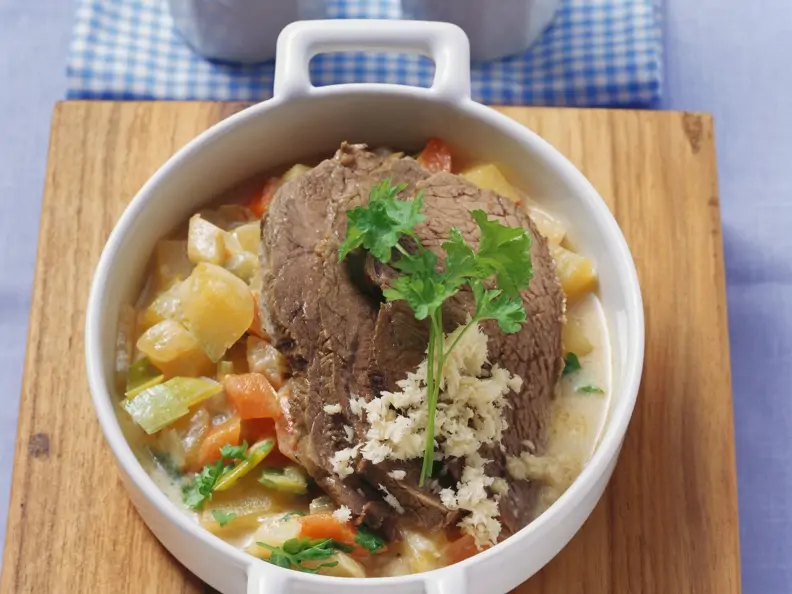Tafelspitz mit Kartoffeln und Kren
