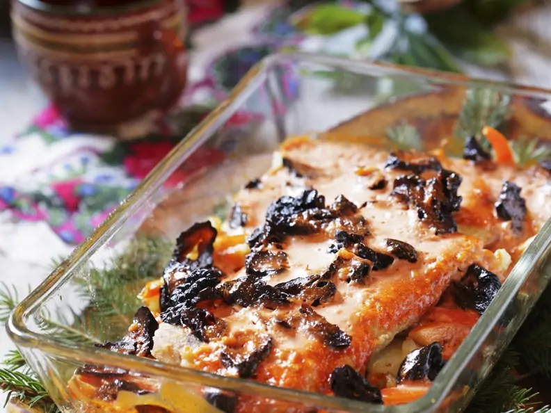 Fischgratin mit Pflaumen