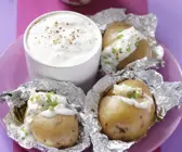 Ofenkartoffeln mit Knoblauchsoße