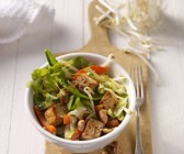 Gebratener Tofu mit gemischtem Gemüse