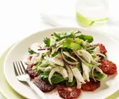 Blutorangen-Fenchel-Salat mit Hähnchen