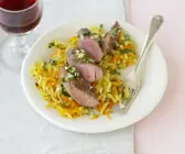 Filet vom Lamm mit geraspeltem Gemüse
