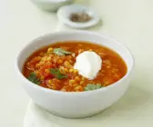 Rote Linsensuppe mit Koriander