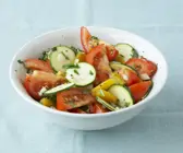 Bunter Zucchinisalat