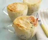 Kleine Erbsen-Garnelen-Quiches