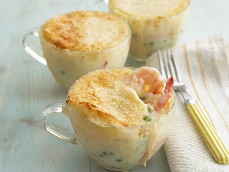 Kleine Erbsen-Garnelen-Quiches