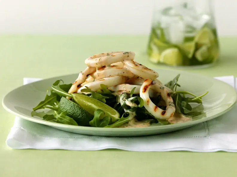 Gegrillter Calamari-Salat mit Rucola