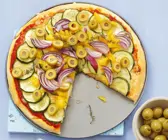 Pizza mit Zucchini und Paprika