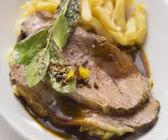 Rinderschulter mit gebratenem Sternanis