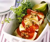 Tomaten und Schafskäse im Ofen gebacken