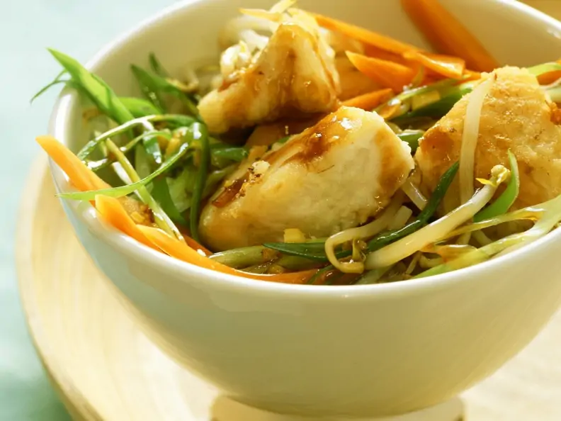 Wok-Gemüse mit Seelachs