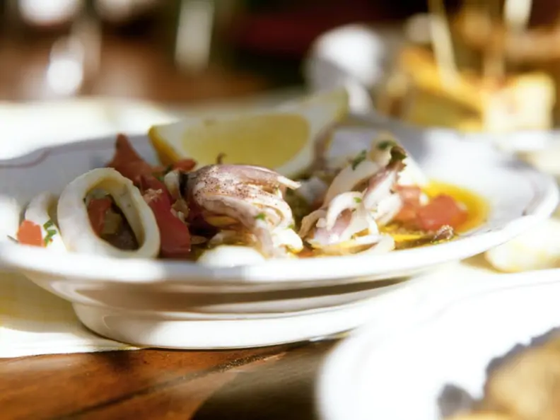 Tintenfischsalat auf spanische Art