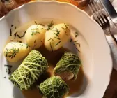 Krautrouladen mit Salzkartoffeln