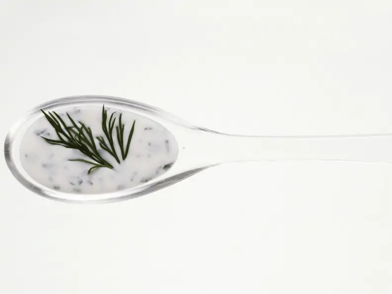 Salatdressing mit Dill